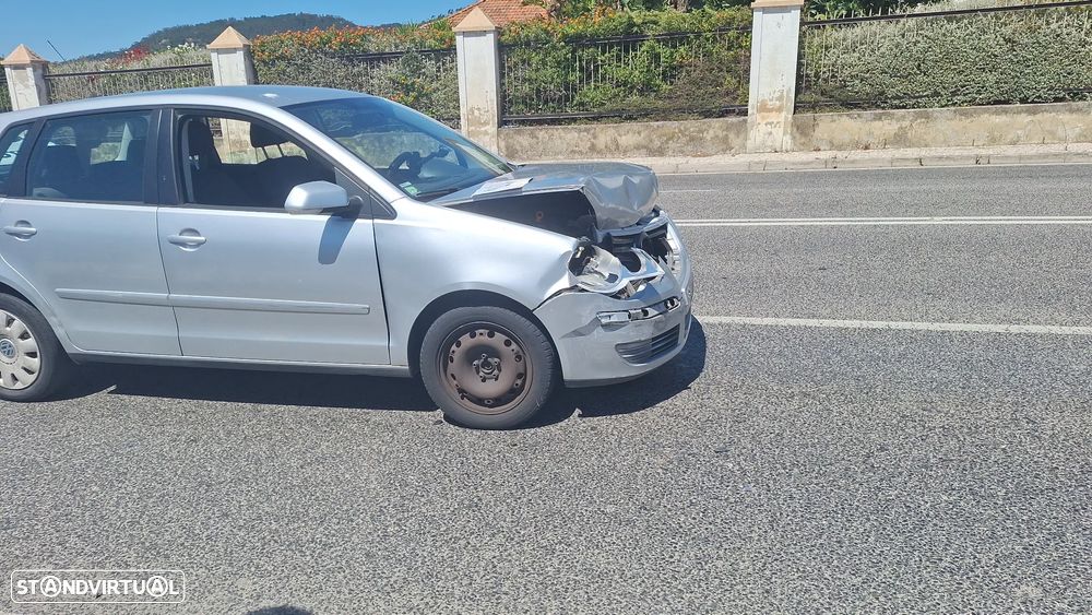 VW Polo 1.2 Confortline - 1