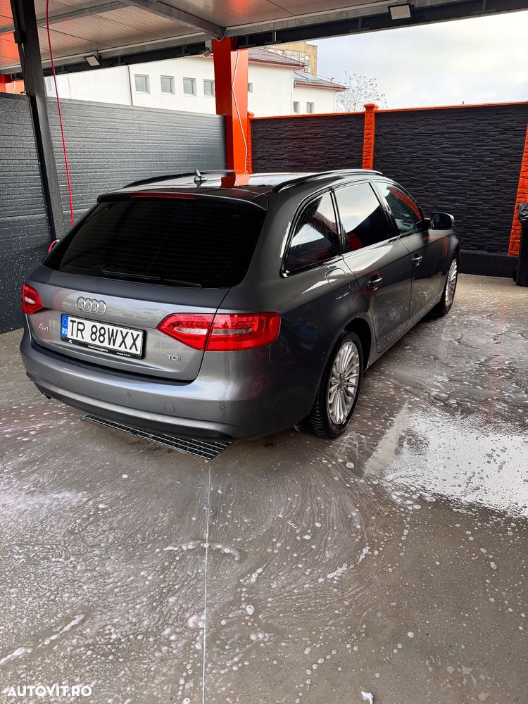 Audi A4 2.0 TDI Multitronic - 9