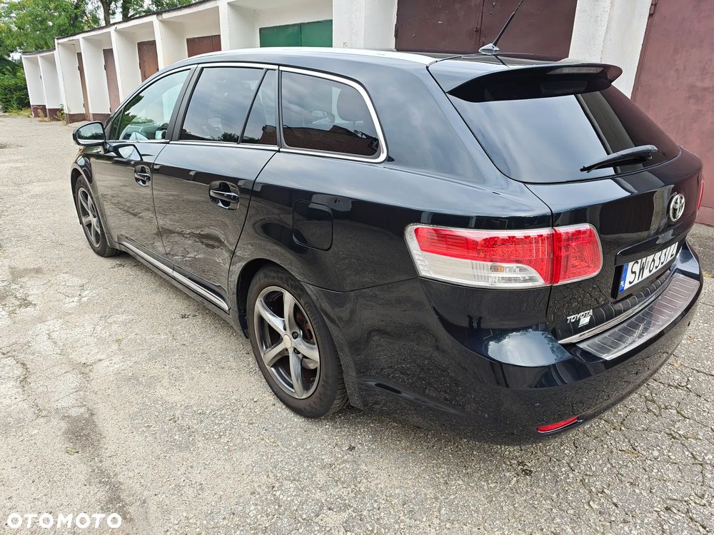 Toyota Avensis 2.0 Prestige EU5 MS - 4