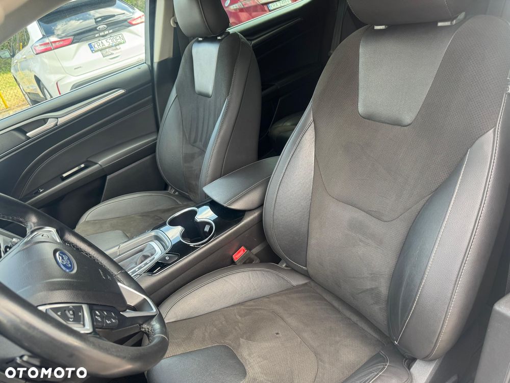 Ford Mondeo 2.0 TDCi Edition 4WD PowerShift - 17