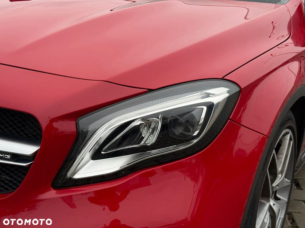 Mercedes-Benz GLA AMG 45 4-Matic - 11