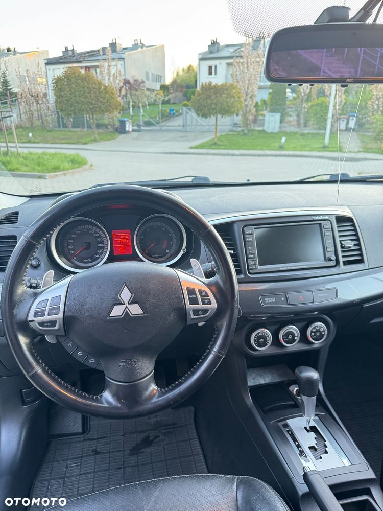 Mitsubishi Lancer 1.8 CVT Instyle - 25