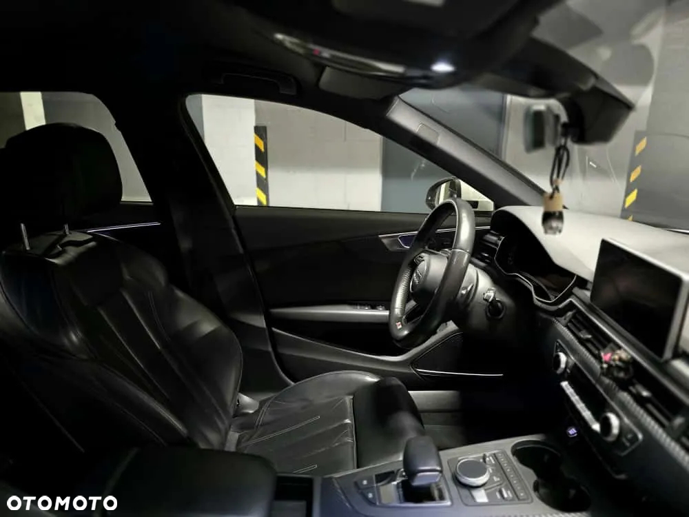 Audi A4 - 25