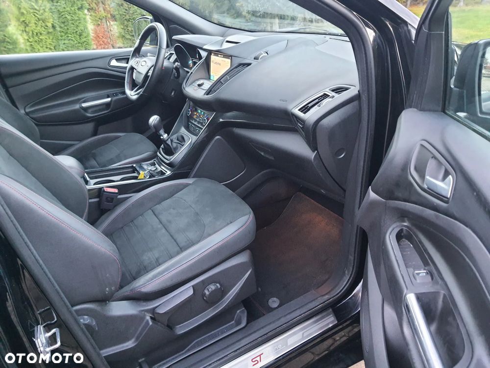 Ford Kuga - 13