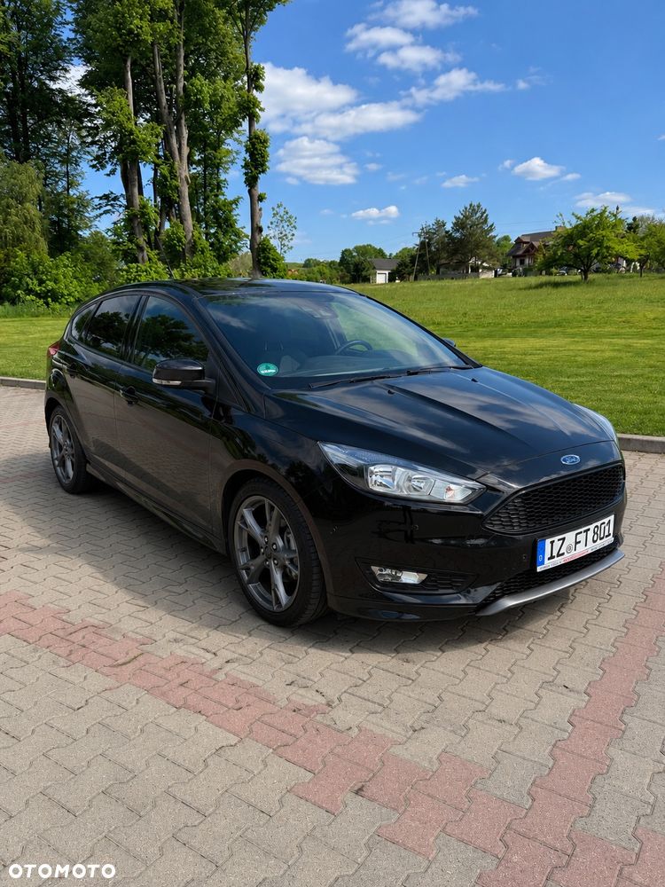 Ford Focus 1.0 EcoBoost Start-Stopp-System ST-LINE DESIGN - 2