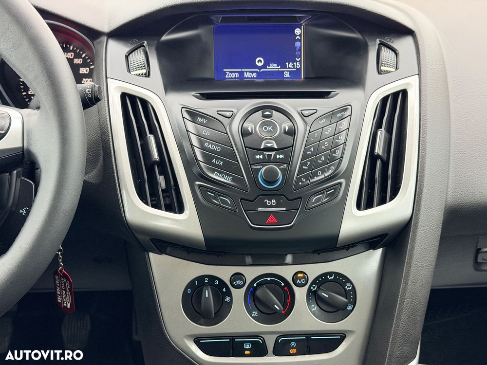 Ford Focus 1.6 TDCi DPF Champions Edition - 21