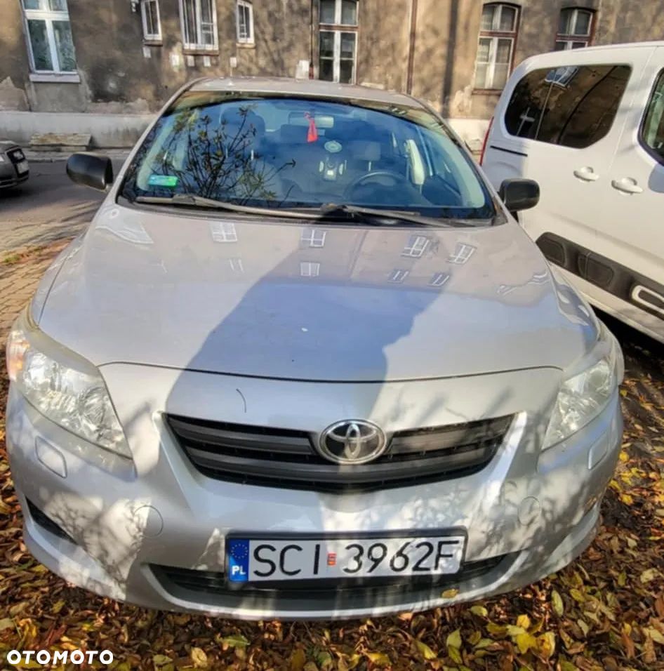 Toyota Corolla 1.6 VVT-i Luna - 4