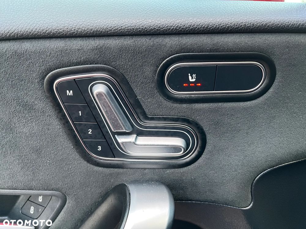 Mercedes-Benz Klasa A 250 4-Matic AMG Line 8G-DCT - 9