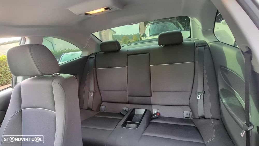 BMW 120 d DPF Edition Sport - 10