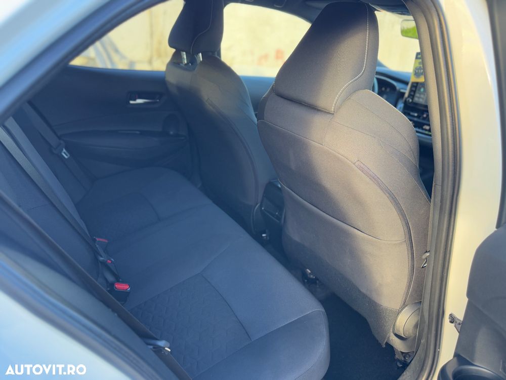 Toyota Corolla 1.8 HSD Exclusive interior Gri - 11