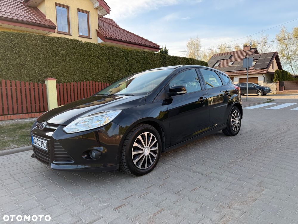 Ford Focus 1.6 TDCi DPF Champions Edition - 9