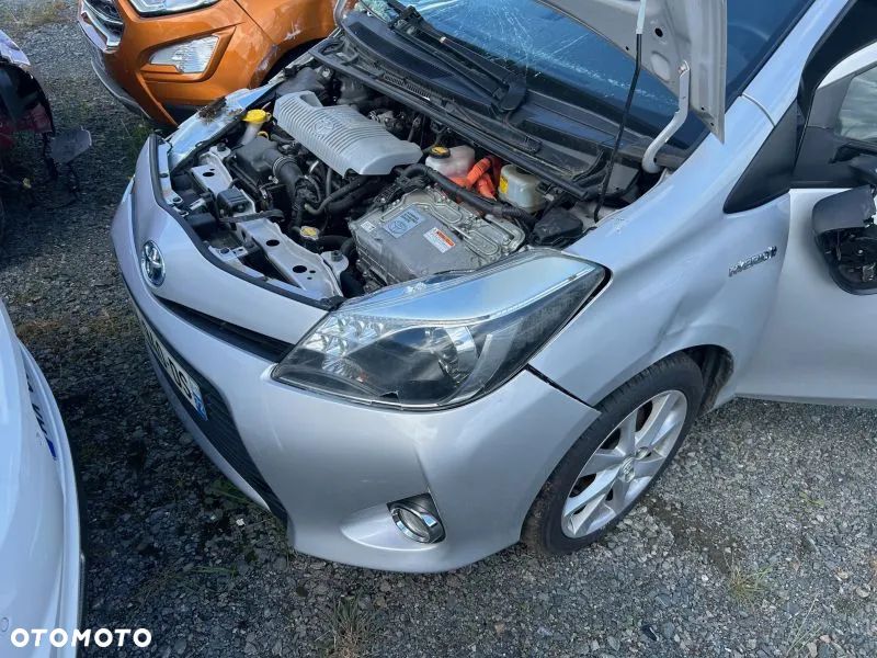 Toyota Yaris - 6