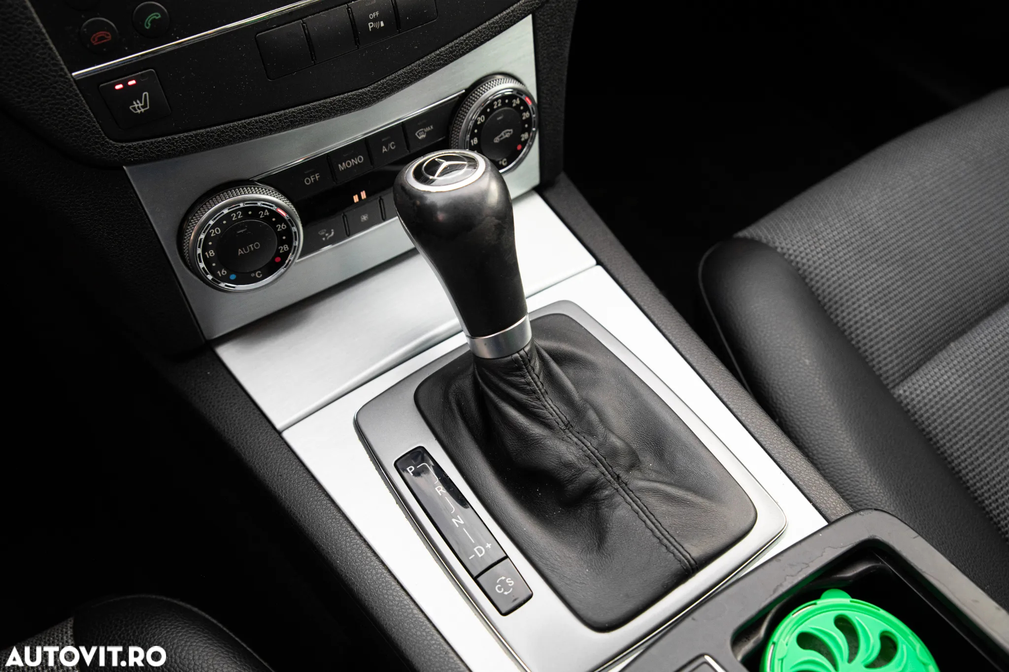 Mercedes-Benz C 220 CDI DPF Automatik Avantgarde - 27