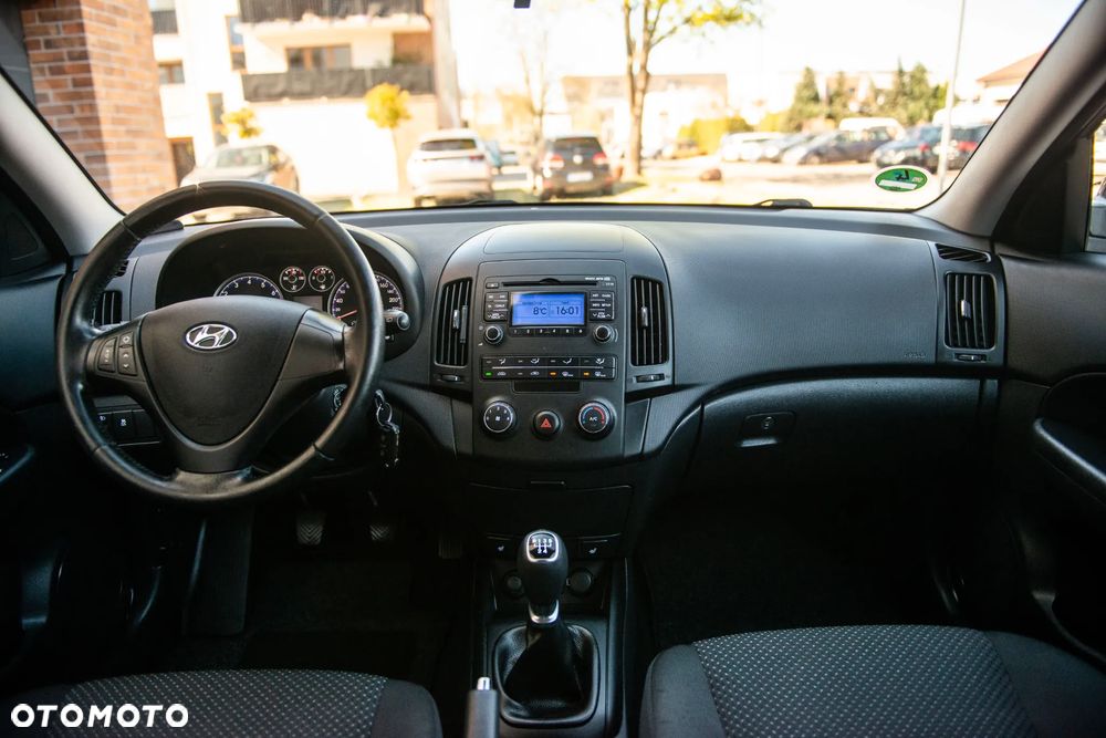 Hyundai i30 1.4 Blue Comfort - 25