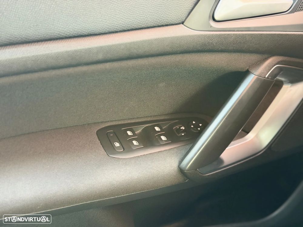 Peugeot 308 1.2 PureTech Active J17 - 14