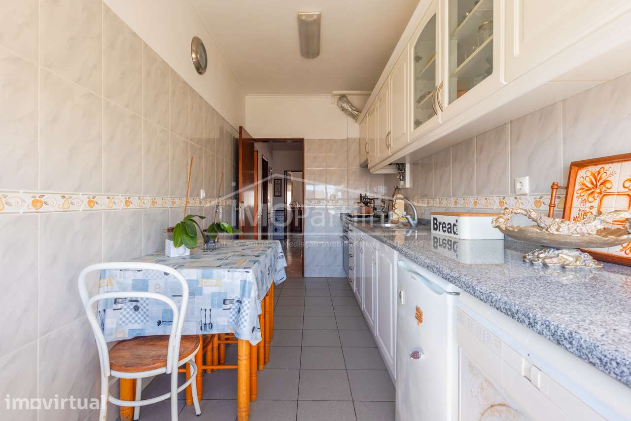 Apartamento T3
Agualva - Cacém - Grande imagem: 3/25