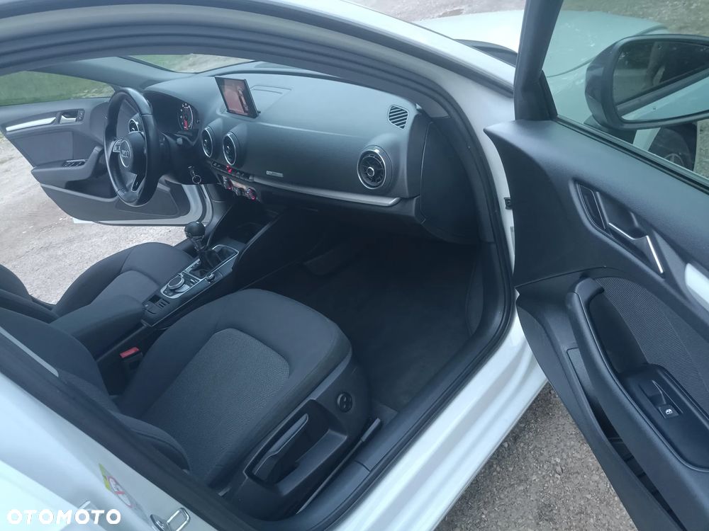 Audi A3 Sportback - 27