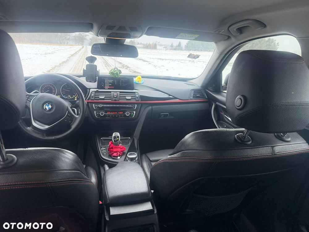 BMW Seria 3 330d xDrive M Sport - 6