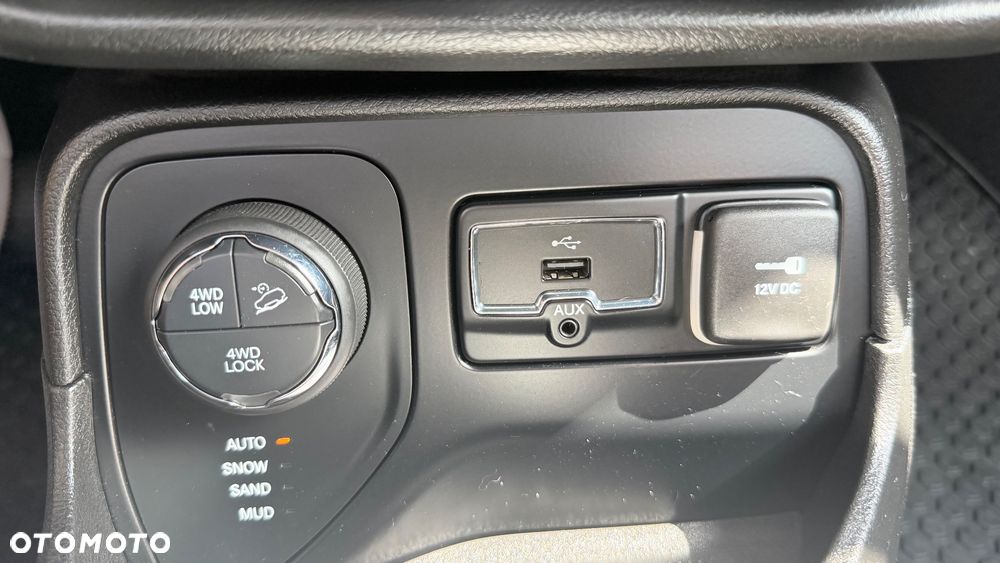 Jeep Renegade 2.0 MultiJet Active Drive Low Automatik 75th Anniversary - 15