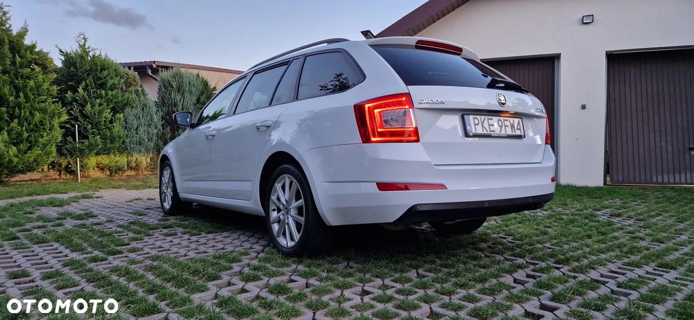 Skoda Octavia 2.0 TDI Style DSG - 4