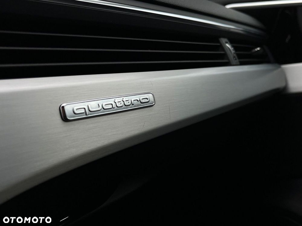 Audi A4 Limousine - 17