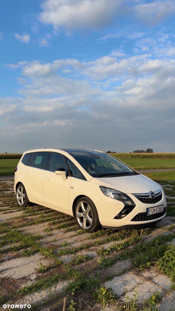 Opel Zafira 2.0 CDTI Cosmo - 4