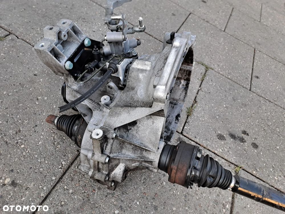 Volkswagen Caddy Golf V 2.0 SDi skrzynia biegów kod HHN - 4
