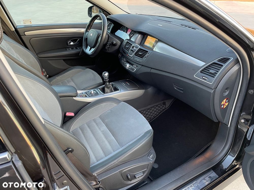 Renault Laguna 2.0 DCi FAP GT - 24