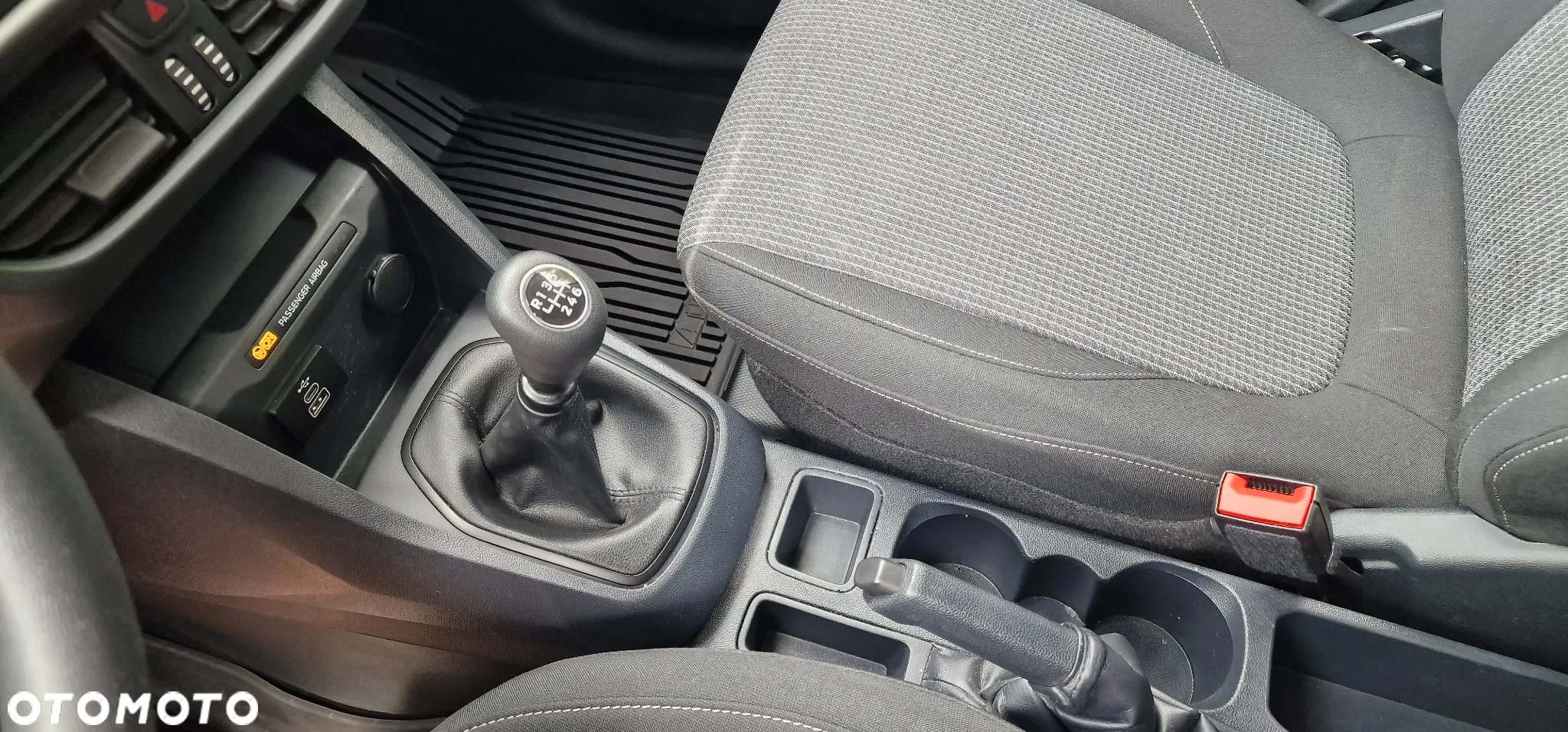 Ford Transit Courier 1,0 l EcoBoost Trend - 19