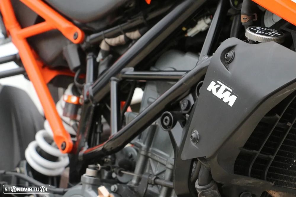KTM Duke - 11