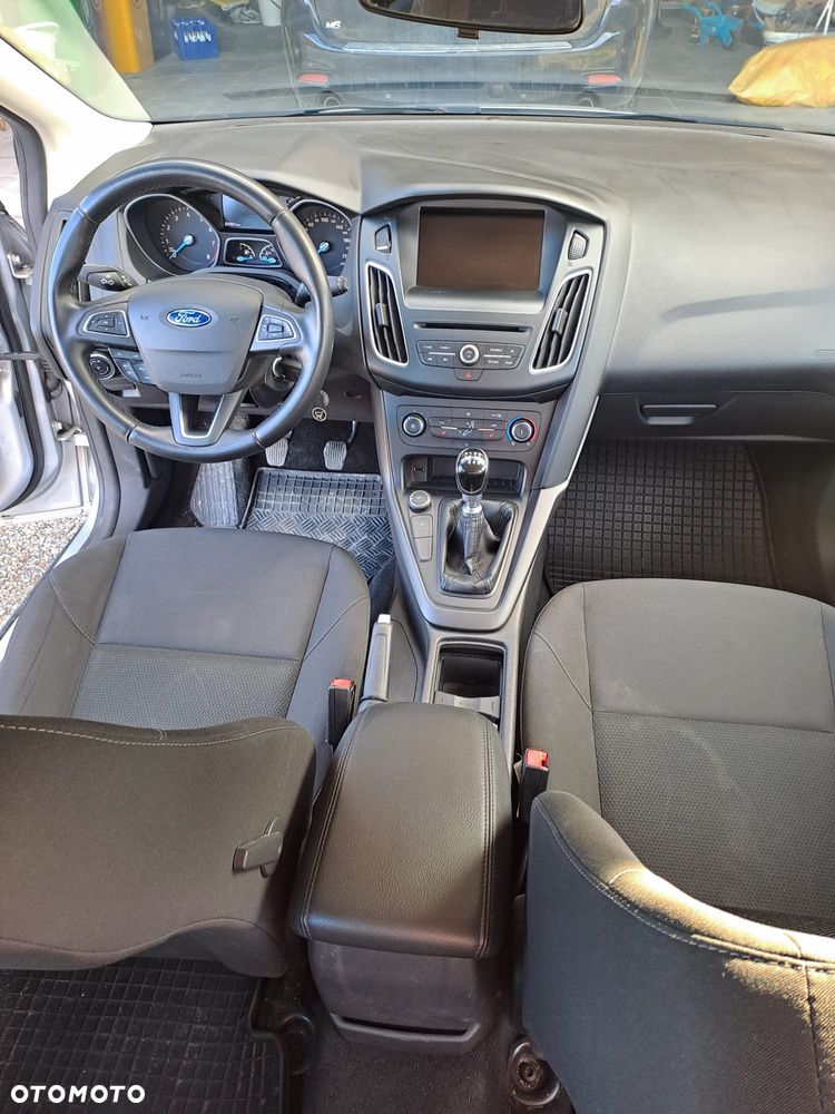 Ford Focus - 7