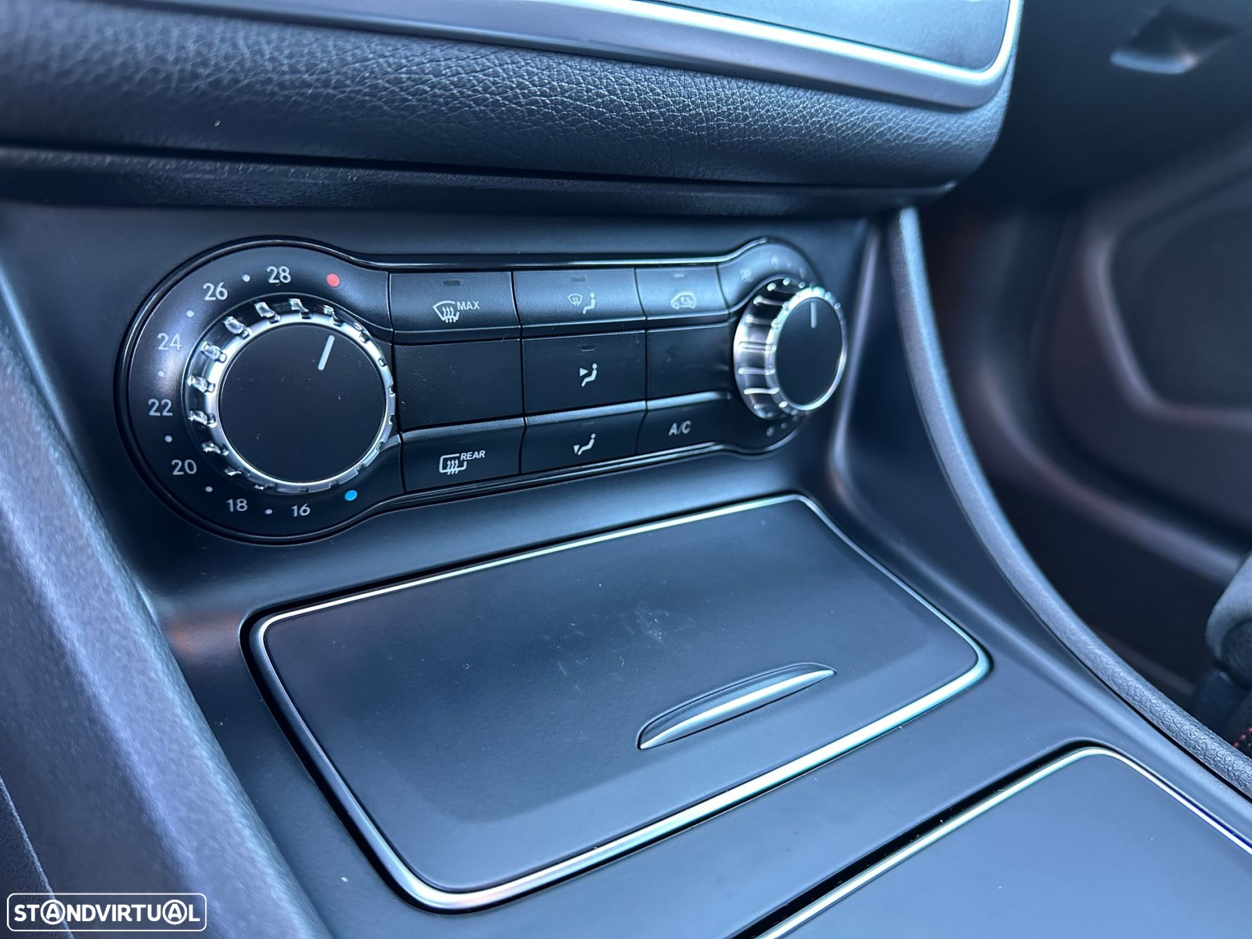 Mercedes-Benz CLA 180 - 26