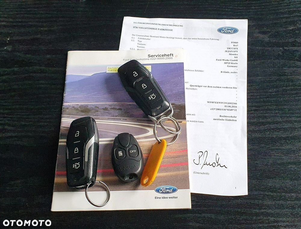 Ford Mondeo - 36