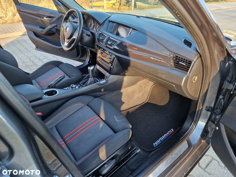BMW X1 - 13