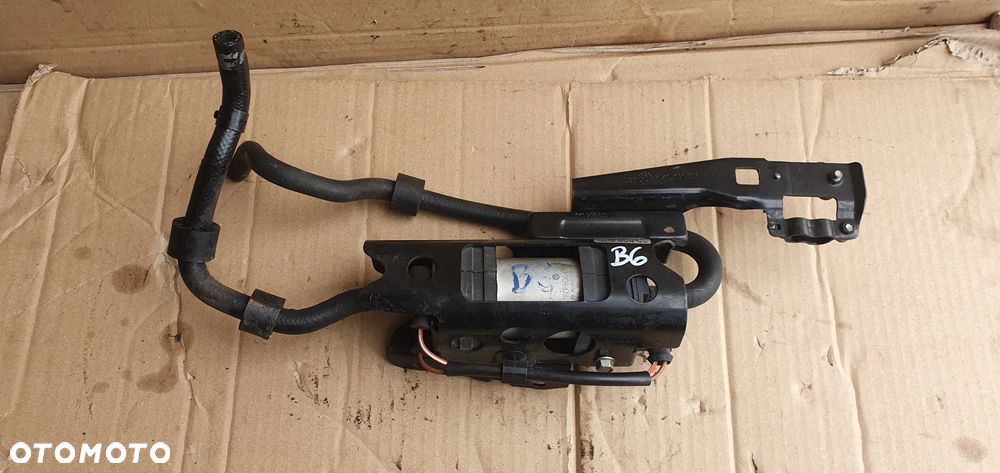 Pompka paliwa VW Passat B6 3C0131552Q 5N0906257 - 1