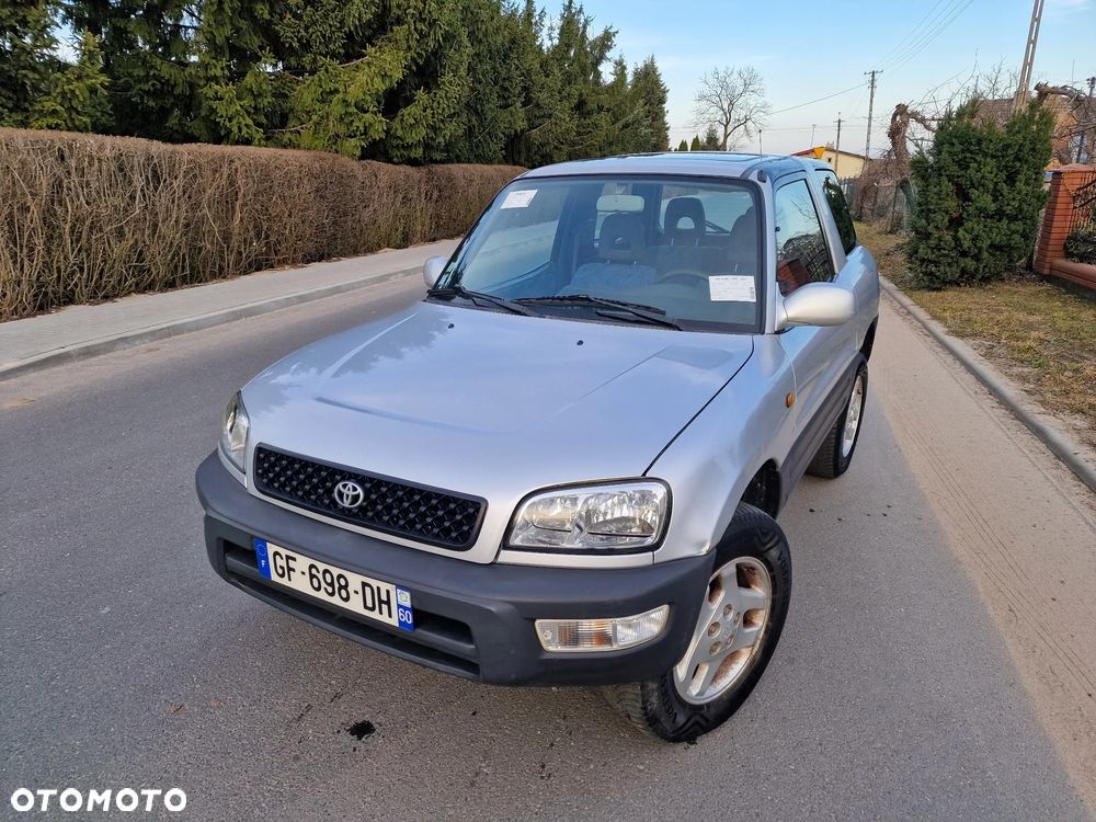 Toyota RAV4 2.0 Special - 13