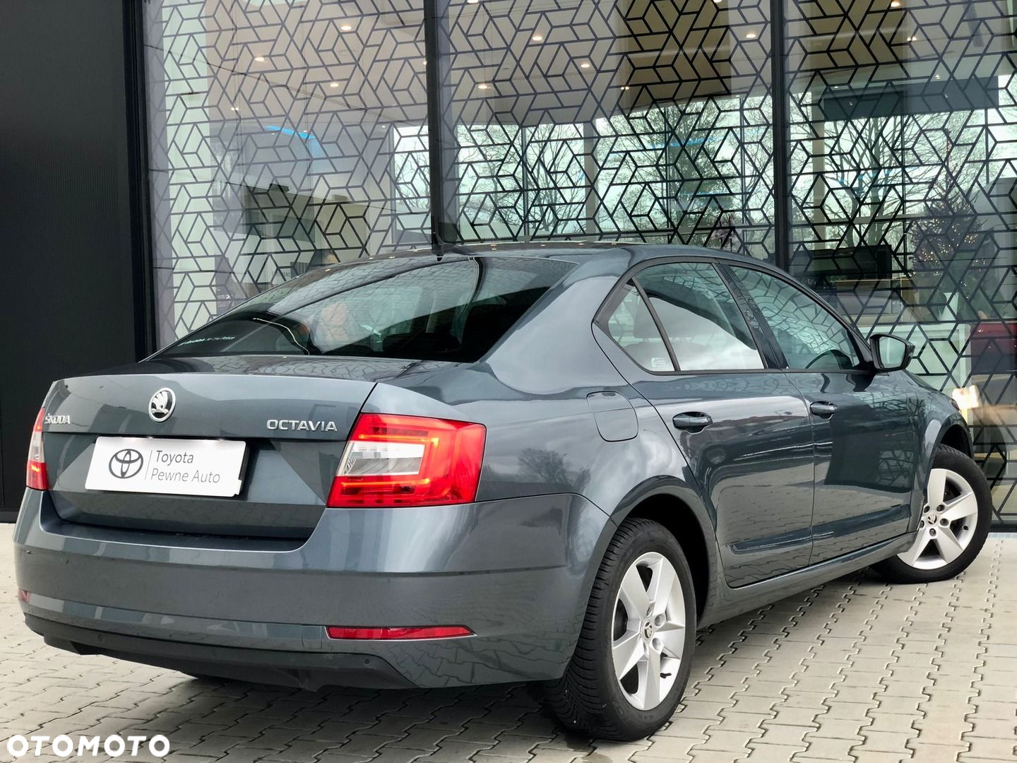 Skoda Octavia 2.0 TDI Ambition - 11