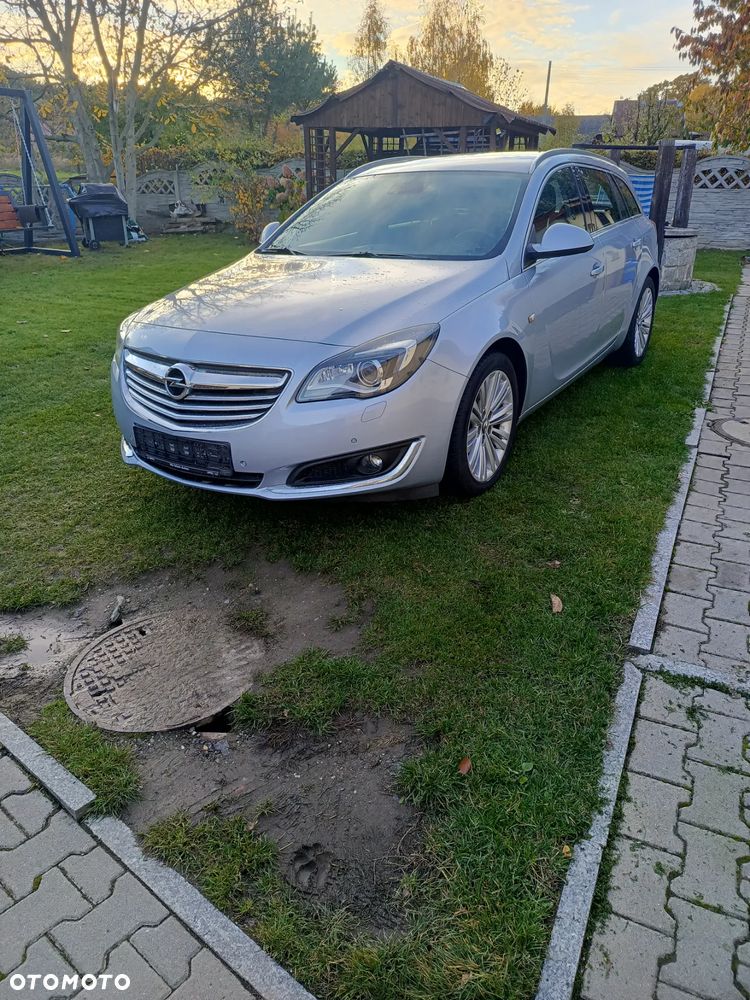 Opel Insignia - 1