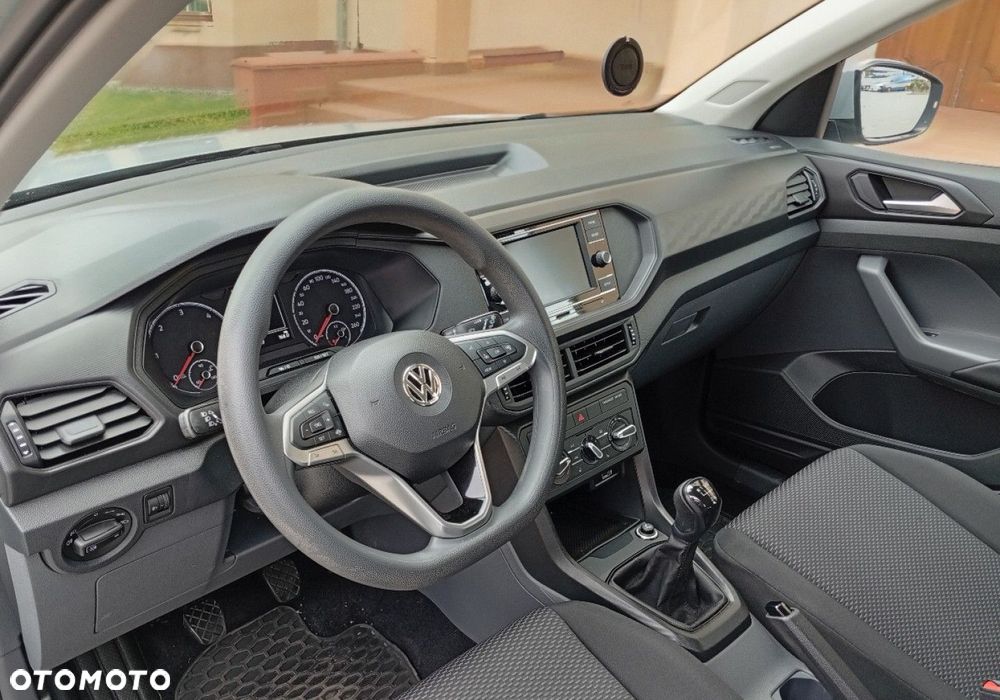 Volkswagen T-Cross - 19