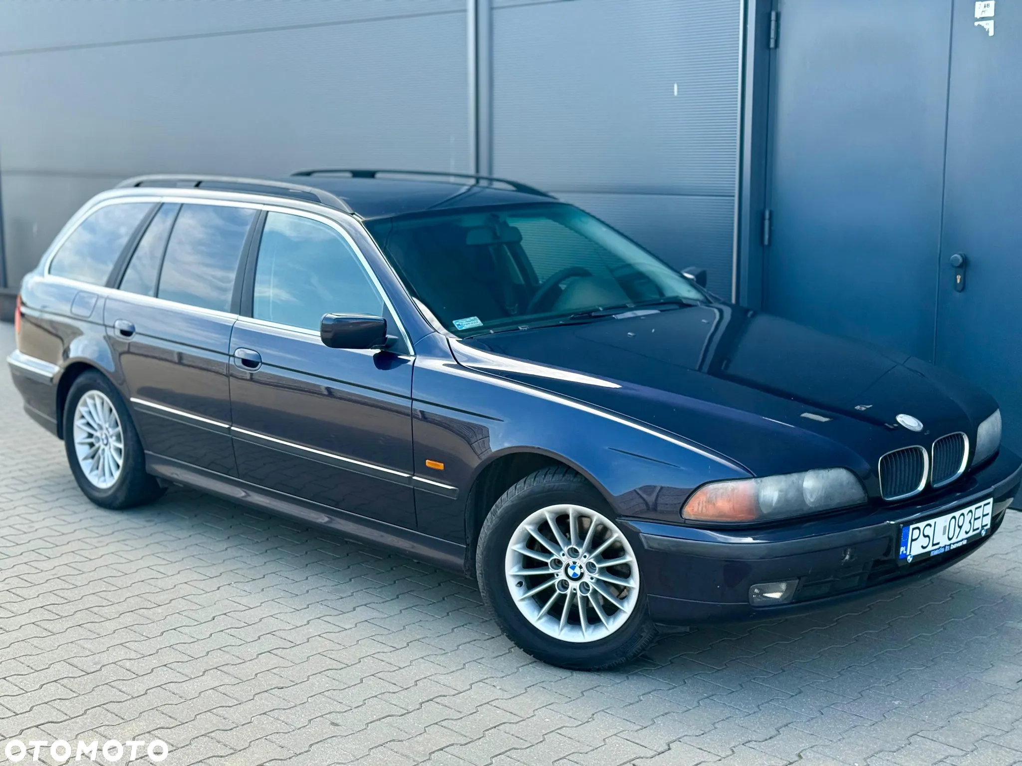BMW Seria 5 520i - 15