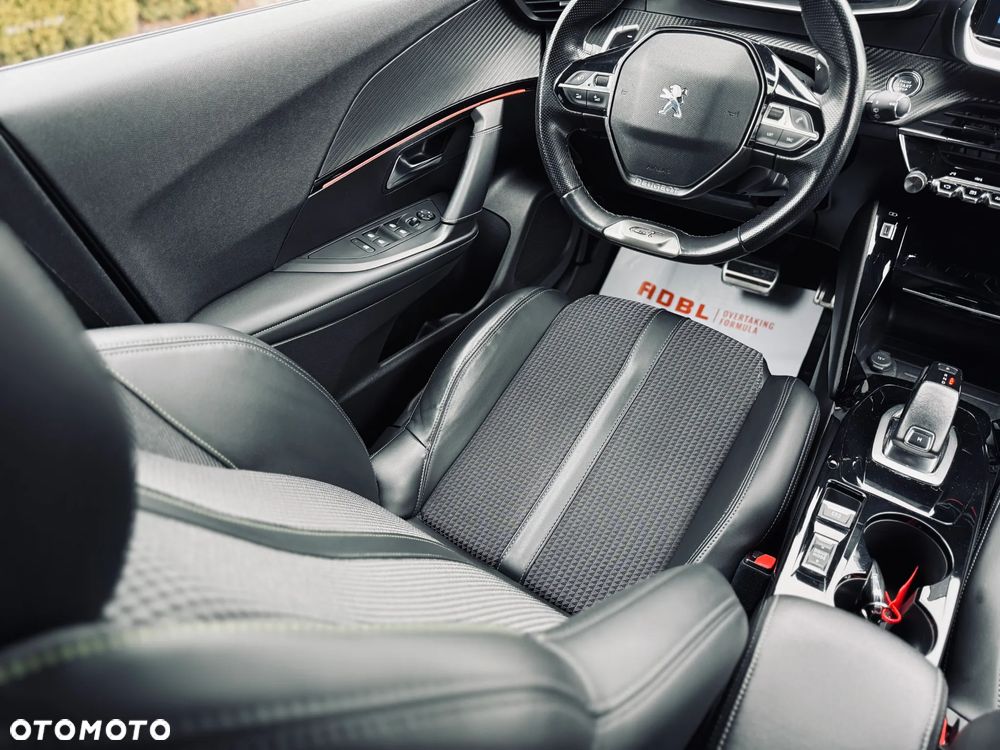 Peugeot 2008 1.5 BlueHDi GT Line S&S EAT8 - 23
