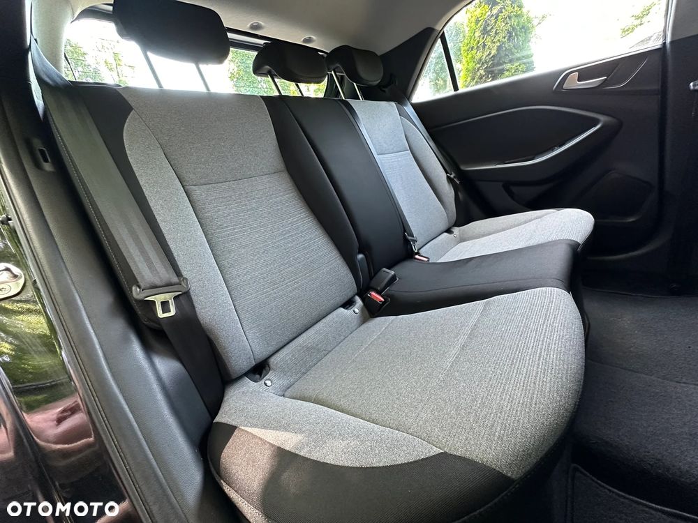 Hyundai i20 - 10