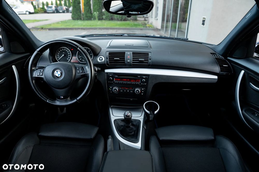 BMW Seria 1 120i Edition Sport - 23