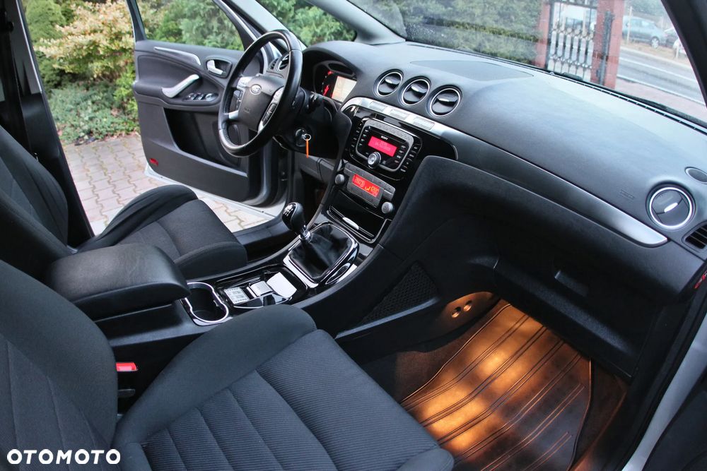 Ford S-Max 2.0 TDCi Titanium - 18