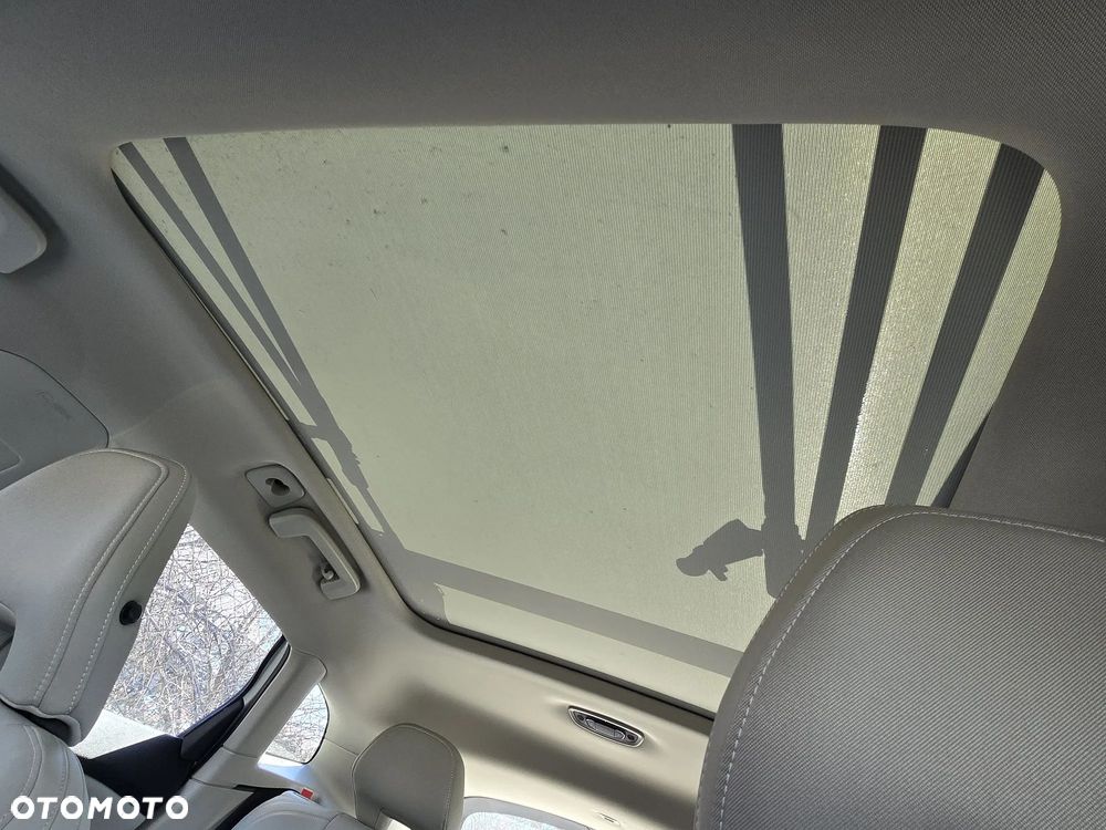 Volvo V40 T4 Kinetic - 27