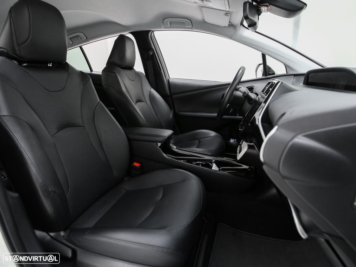 Toyota Prius - 12