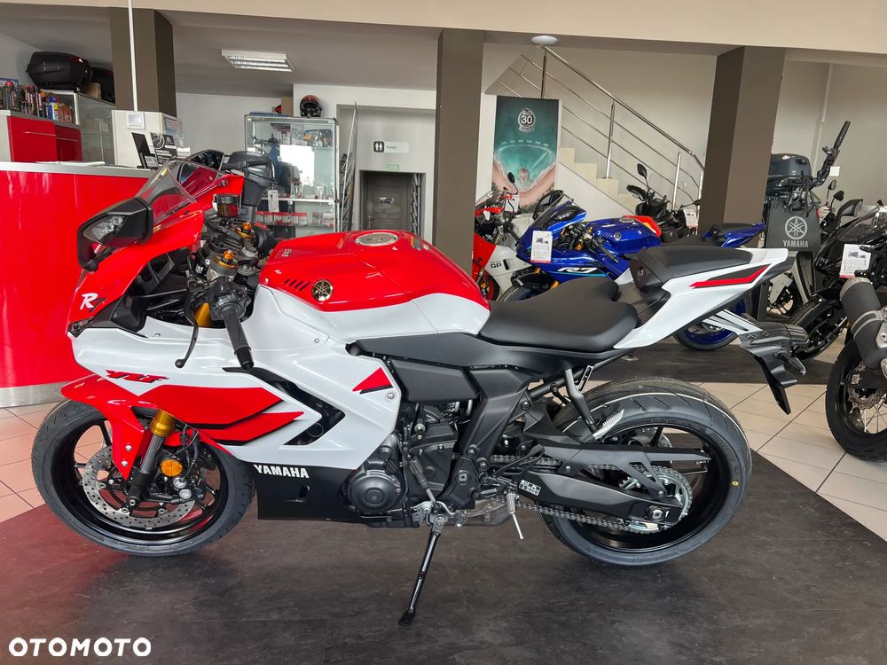 Yamaha R7 - 6