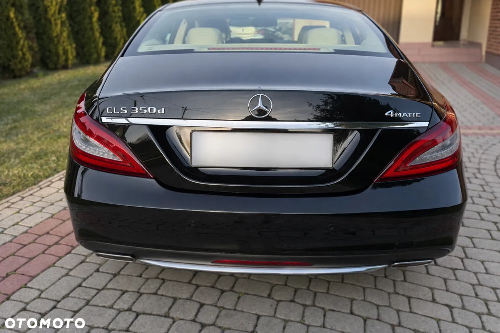 Mercedes-Benz CLS - 10