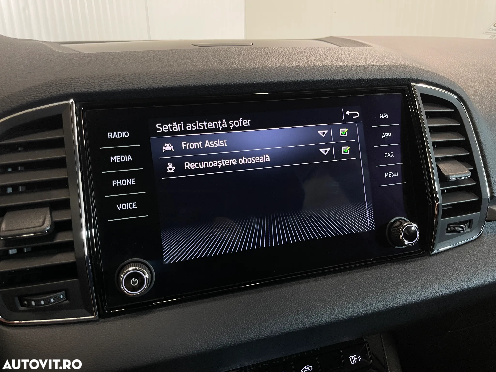 Skoda Karoq 2.0 TDI SCR DSG Style - 16