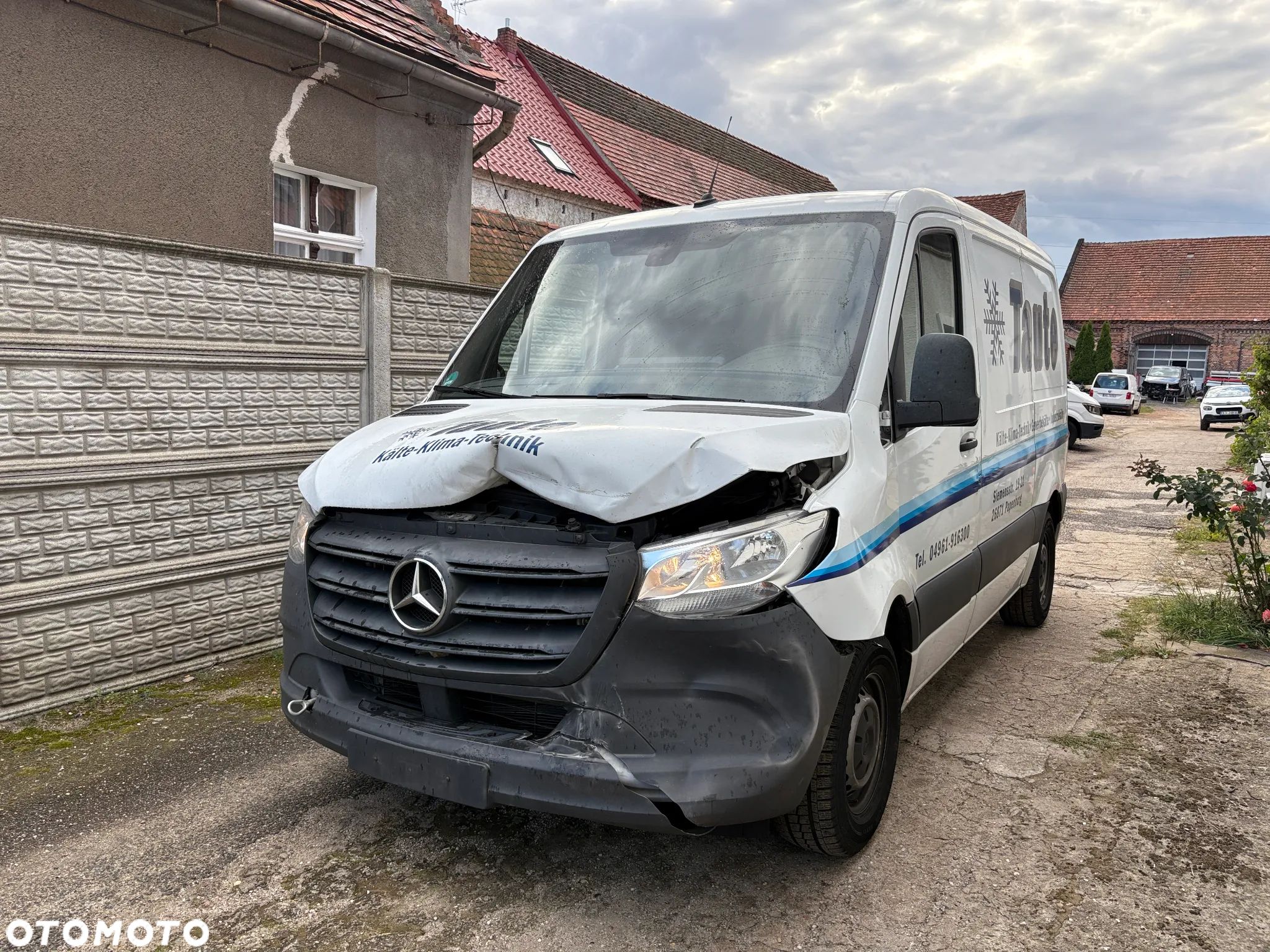 Mercedes-Benz Sprinter - 1